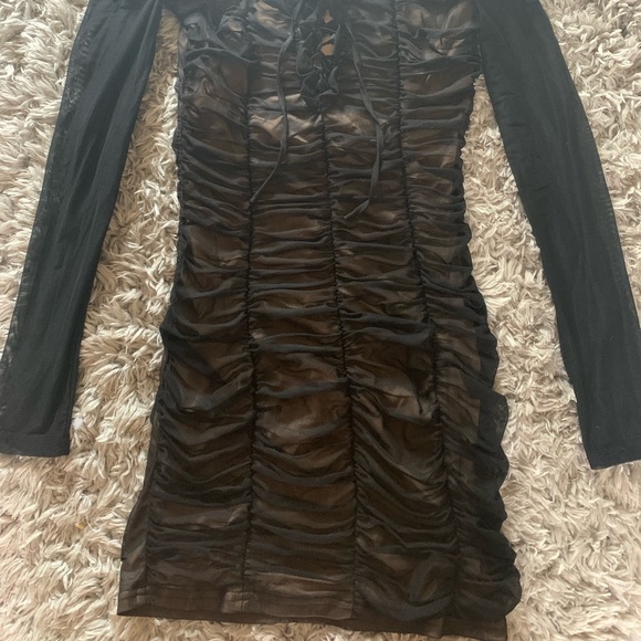 Little black dress from fashion nova - Picture 3 of 3